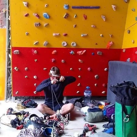 Monkeywasi Climbing Hostel Huaraz  Extérieur photo