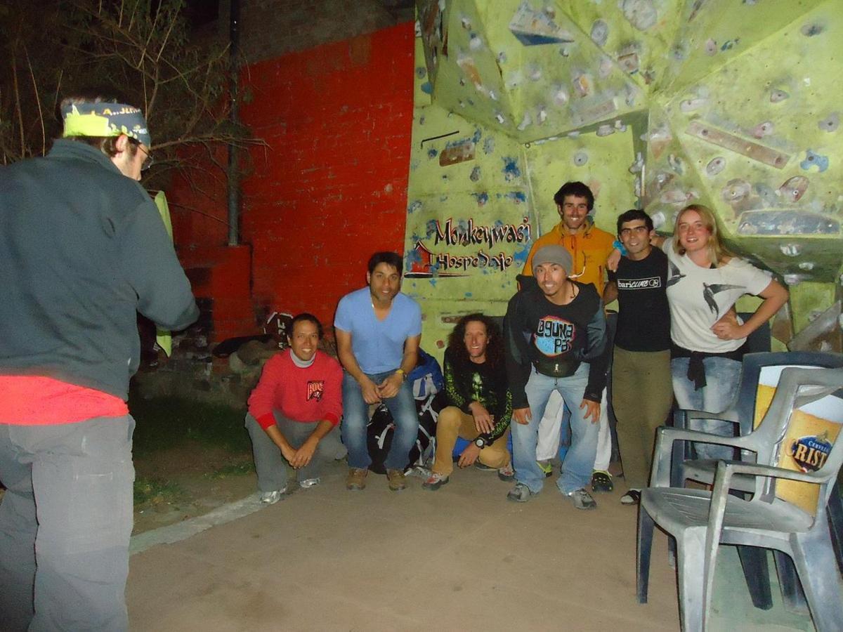 Monkeywasi Climbing Hostel Huaraz  Extérieur photo