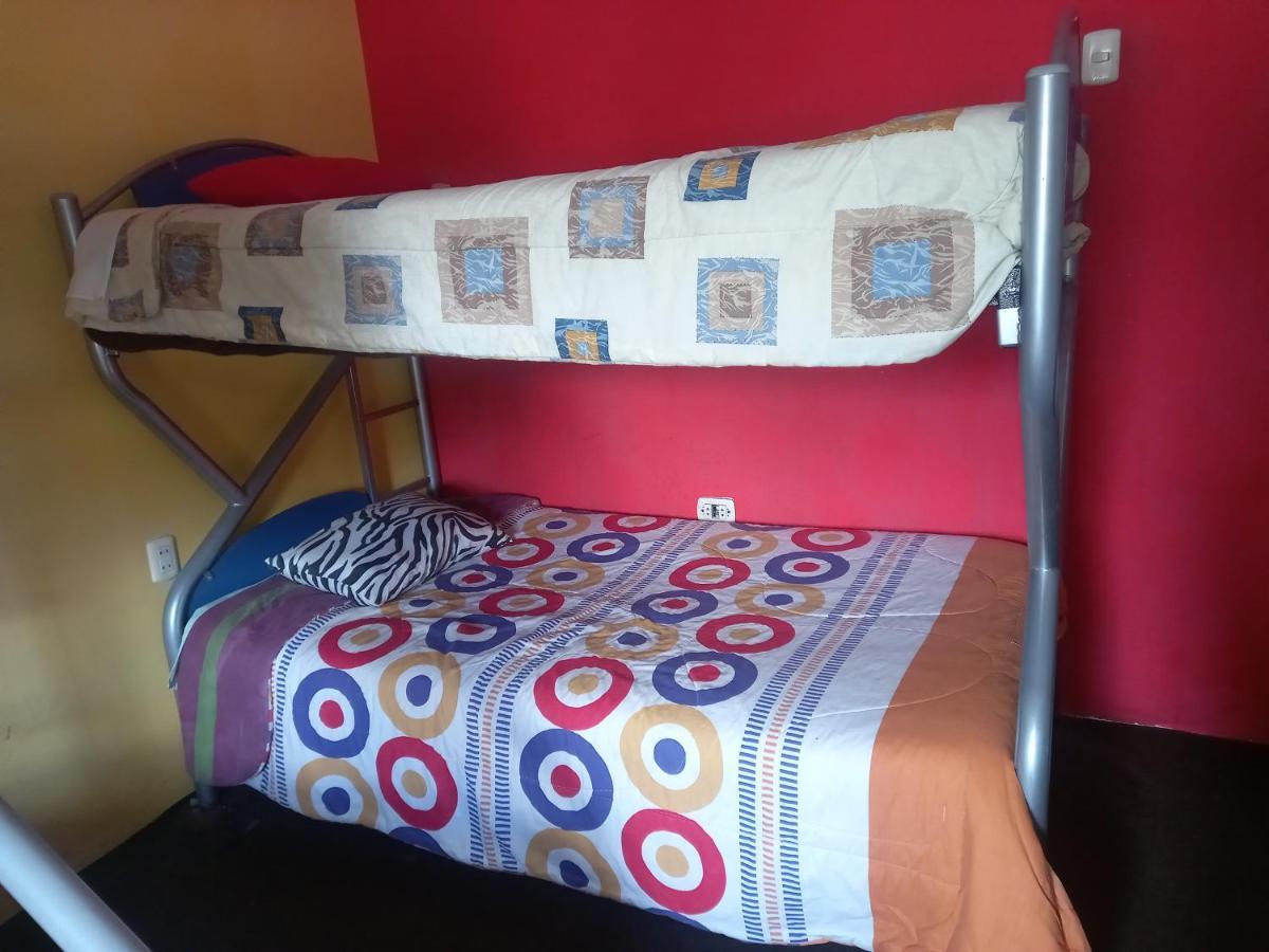 Monkeywasi Climbing Hostel Huaraz  Extérieur photo
