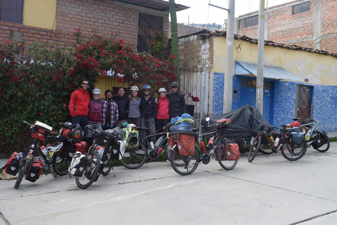 Monkeywasi Climbing Hostel Huaraz  Extérieur photo